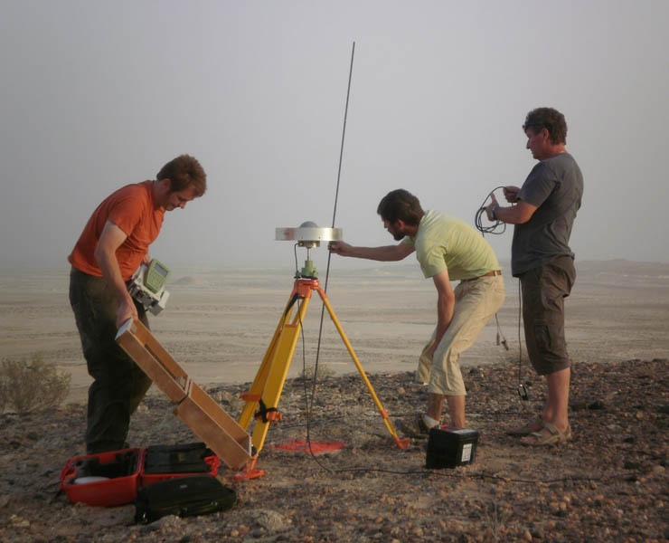 Marking out the international border