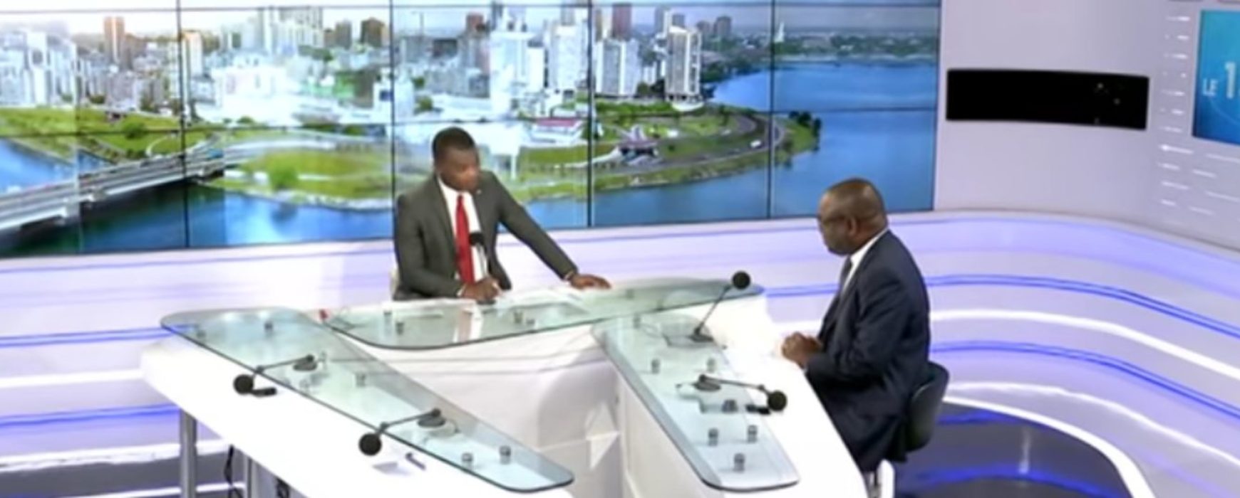 Ivory Coast: The Director for Modernisation & Simplification of Urban Land guest of the TV news